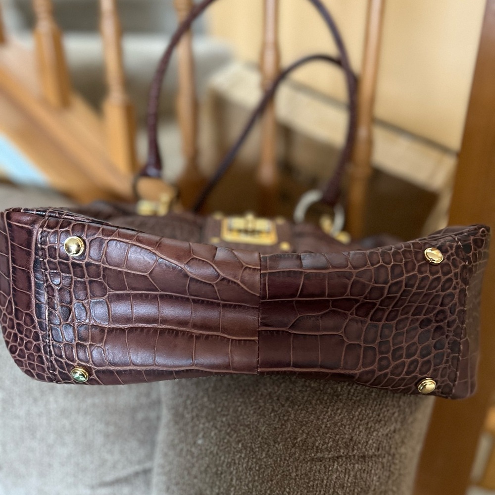 B Makowsky Leather Crocodile Pattern Satchel Purse - image 6